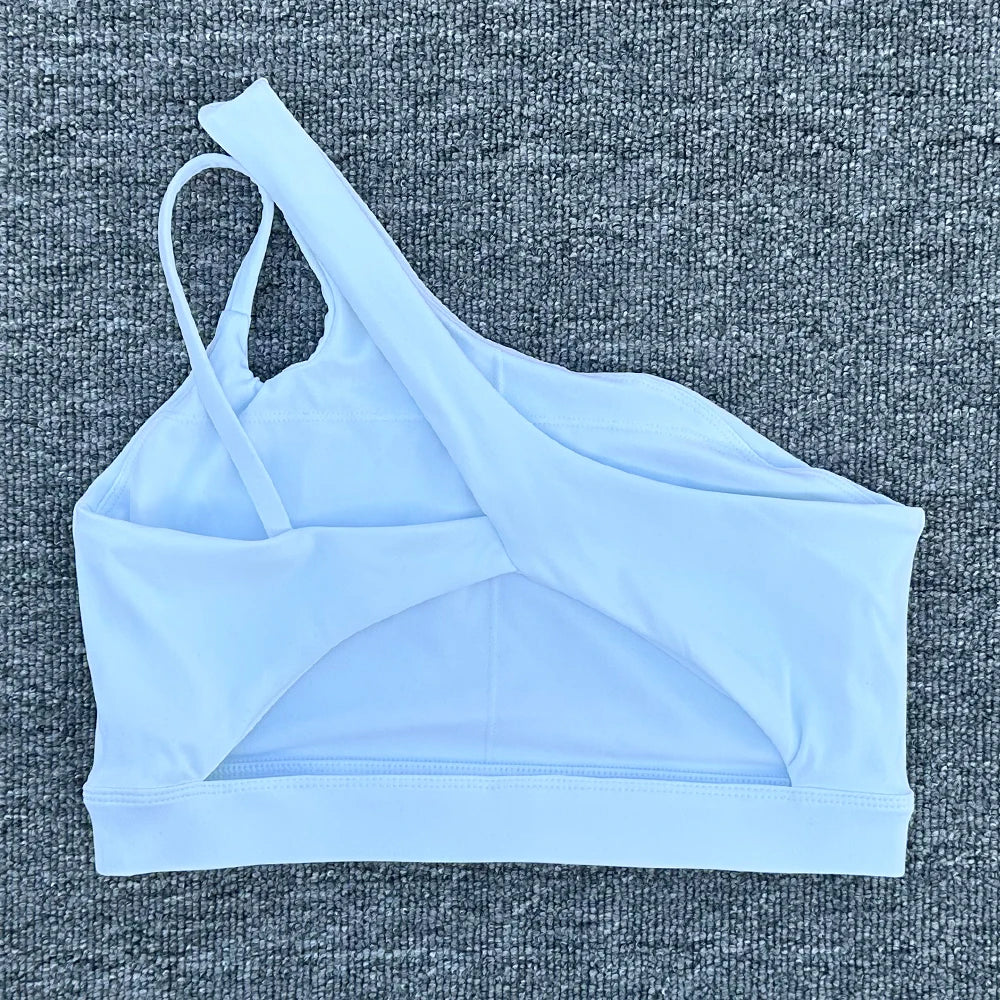 Oblique Shoulder Bra ﻿