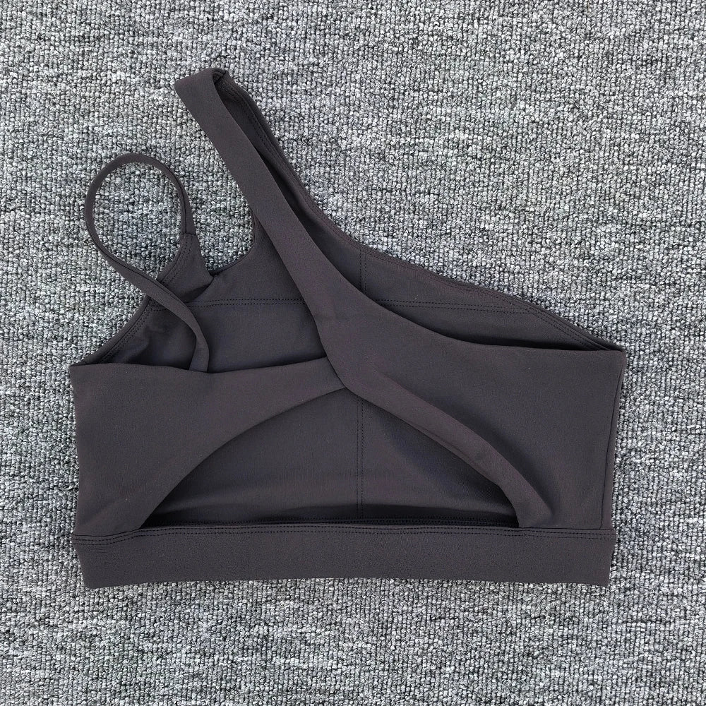 Oblique Shoulder Bra ﻿